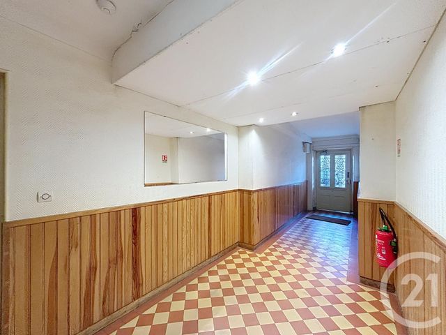 Appartement &agrave; louer - 3 pi&egrave;ces - 82,53 m2 - Melun - 77 - ILE-DE-FRANCE