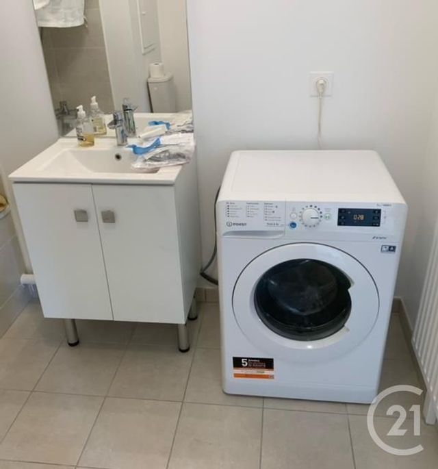 Appartement F2 &agrave; louer - 2 pi&egrave;ces - 40,25 m2 - Melun - 77 - ILE-DE-FRANCE