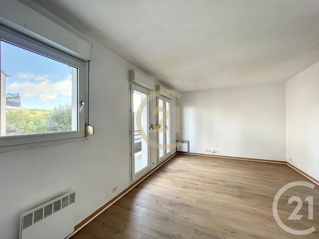 Appartement Studio &agrave; louer - 1 pi&egrave;ce - 26,12 m2 - Melun - 77 - ILE-DE-FRANCE