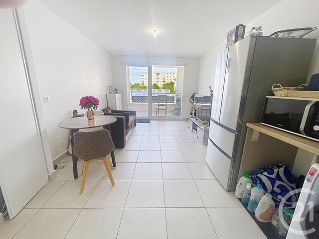 Appartement T2 &agrave; vendre - 2 pi&egrave;ces - 42,58 m2 - Melun - 77 - ILE-DE-FRANCE