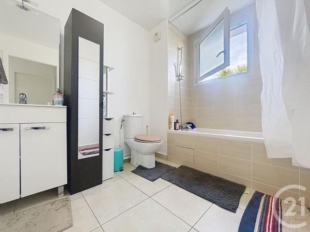 Appartement T2 &agrave; vendre - 2 pi&egrave;ces - 42,58 m2 - Melun - 77 - ILE-DE-FRANCE
