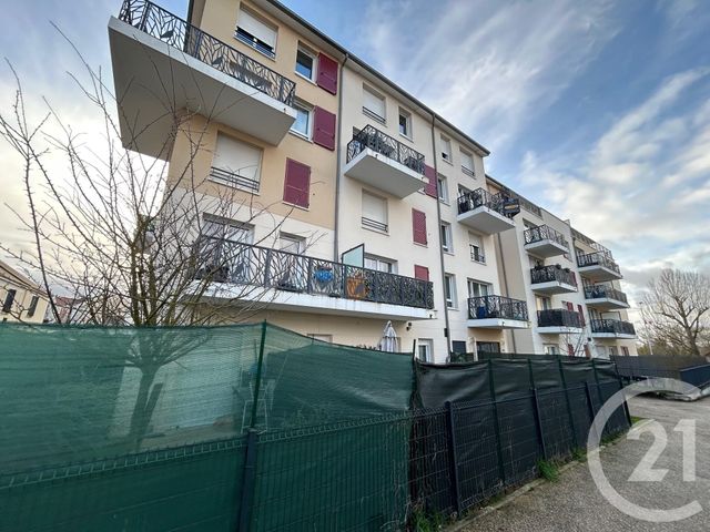 Appartement F3 &agrave; louer - 3 pi&egrave;ces - 63,60 m2 - Dammarie Les Lys - 77 - ILE-DE-FRANCE