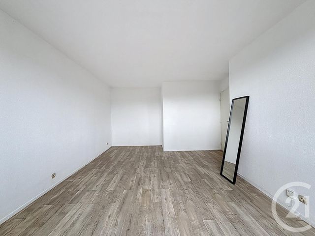 Appartement F2 &agrave; louer - 2 pi&egrave;ces - 47,01 m2 - Melun - 77 - ILE-DE-FRANCE