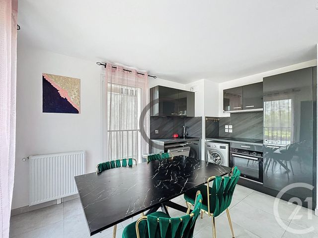 Appartement F3 &agrave; louer - 3 pi&egrave;ces - 57,19 m2 - Le Mee Sur Seine - 77 - ILE-DE-FRANCE