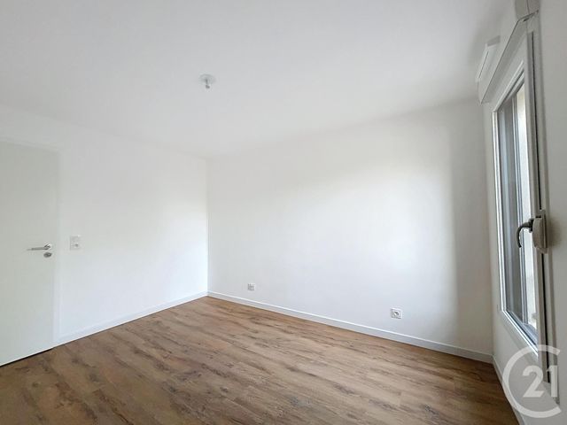 Appartement F2 &agrave; louer - 2 pi&egrave;ces - 40,25 m2 - Dammarie Les Lys - 77 - ILE-DE-FRANCE