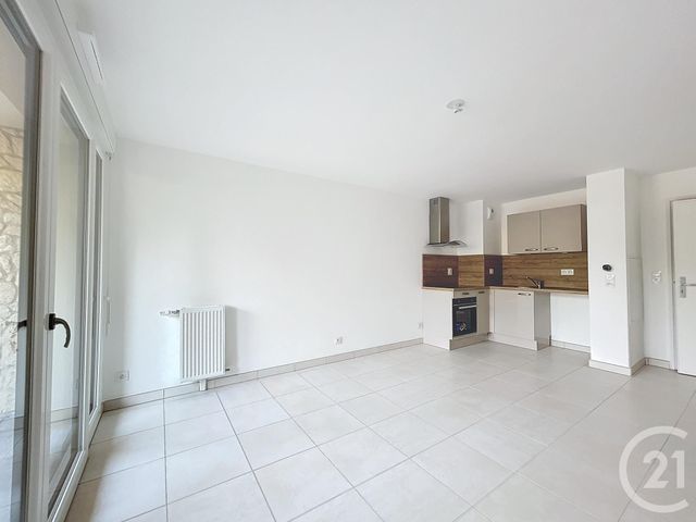 Appartement F2 &agrave; louer - 2 pi&egrave;ces - 40,25 m2 - Dammarie Les Lys - 77 - ILE-DE-FRANCE