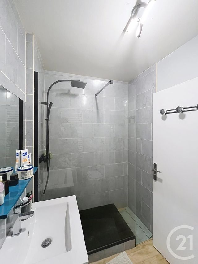 Appartement T3 &agrave; vendre - 3 pi&egrave;ces - 59,54 m2 - Le Mee Sur Seine - 77 - ILE-DE-FRANCE