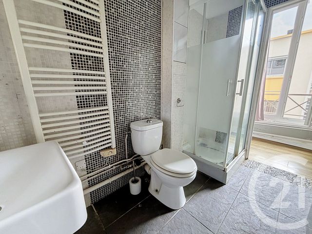 Appartement T1 &agrave; louer - 1 pi&egrave;ce - 25,10 m2 - Melun - 77 - ILE-DE-FRANCE