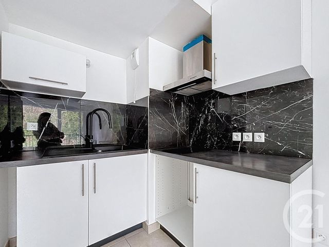 Appartement F2 &agrave; louer - 2 pi&egrave;ces - 37,85 m2 - Le Mee Sur Seine - 77 - ILE-DE-FRANCE