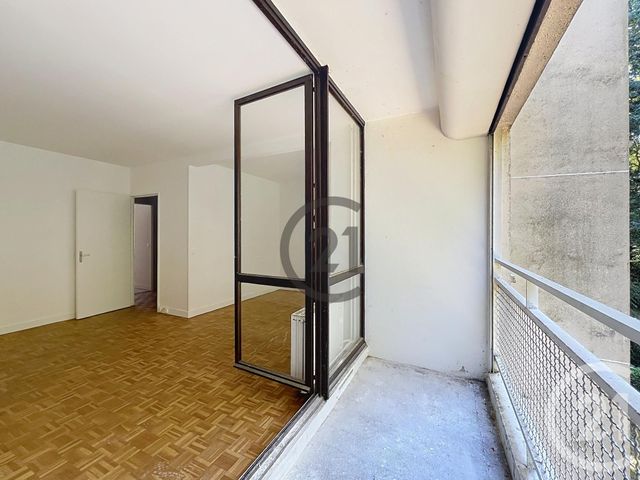 Appartement F4 &agrave; louer - 4 pi&egrave;ces - 120 m2 - Vaux Le Penil - 77 - ILE-DE-FRANCE