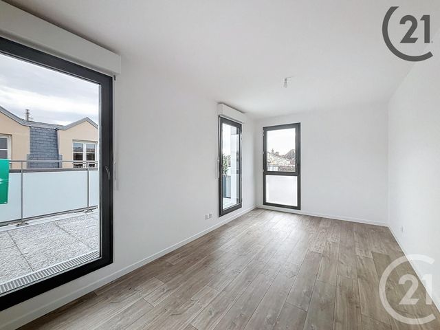 Appartement F3 &agrave; louer - 3 pi&egrave;ces - 72,45 m2 - Melun - 77 - ILE-DE-FRANCE