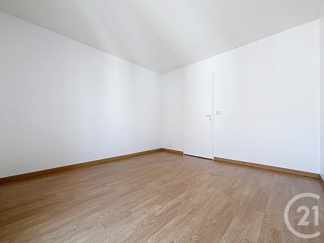Appartement F3 &agrave; louer - 3 pi&egrave;ces - 72,72 m2 - Melun - 77 - ILE-DE-FRANCE
