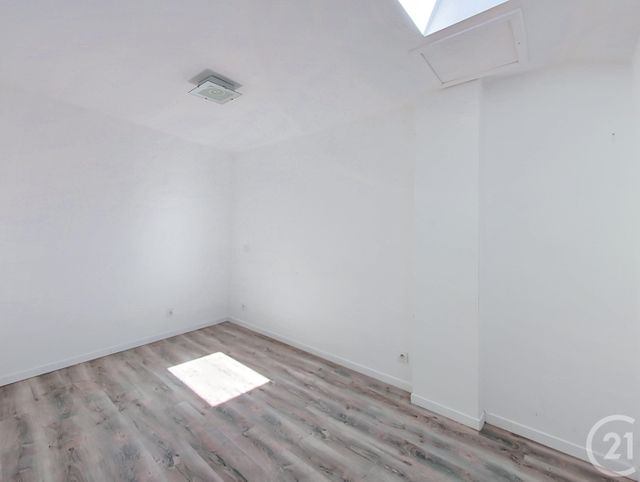 Appartement F3 &agrave; vendre - 3 pi&egrave;ces - 56 m2 - Melun - 77 - ILE-DE-FRANCE