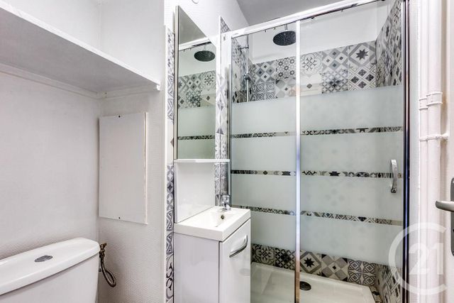 Appartement Studio &agrave; louer - 1 pi&egrave;ce - 20 m2 - Melun - 77 - ILE-DE-FRANCE