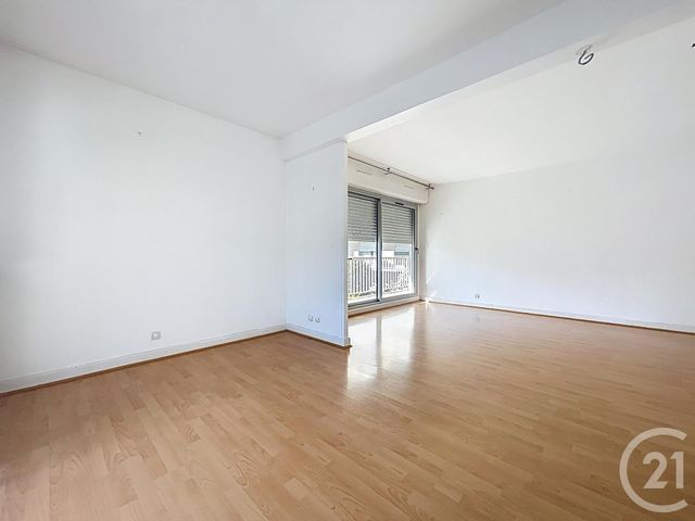 Appartement F3 &agrave; vendre - 4 pi&egrave;ces - 75,23 m2 - Melun - 77 - ILE-DE-FRANCE