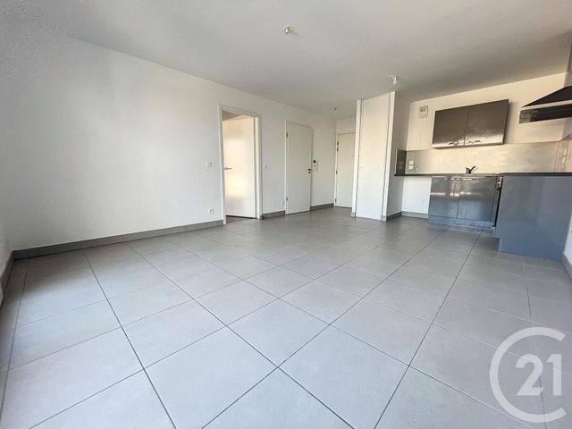 Appartement F2 &agrave; louer - 2 pi&egrave;ces - 43,60 m2 - Melun - 77 - ILE-DE-FRANCE