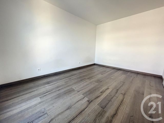 Appartement F2 &agrave; louer - 2 pi&egrave;ces - 43,60 m2 - Melun - 77 - ILE-DE-FRANCE
