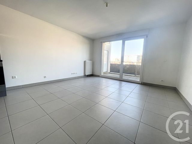 Appartement F2 &agrave; louer - 2 pi&egrave;ces - 43,60 m2 - Melun - 77 - ILE-DE-FRANCE