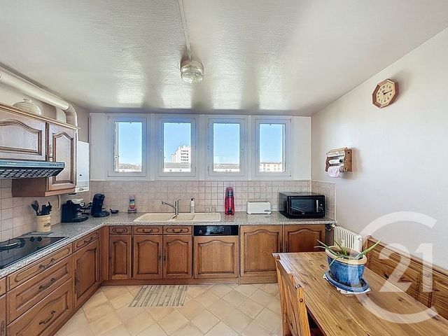 Appartement F4 &agrave; vendre - 4 pi&egrave;ces - 72,78 m2 - Melun - 77 - ILE-DE-FRANCE