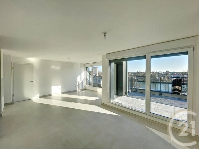 Appartement F4 &agrave; louer - 3 pi&egrave;ces - 78,10 m2 - Le Mee Sur Seine - 77 - ILE-DE-FRANCE