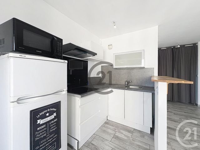 Appartement F1 &agrave; louer - 1 pi&egrave;ce - 28,58 m2 - Le Mee Sur Seine - 77 - ILE-DE-FRANCE