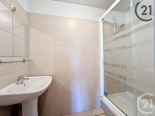 Appartement F2 &agrave; louer - 2 pi&egrave;ces - 36,80 m2 - Melun - 77 - ILE-DE-FRANCE