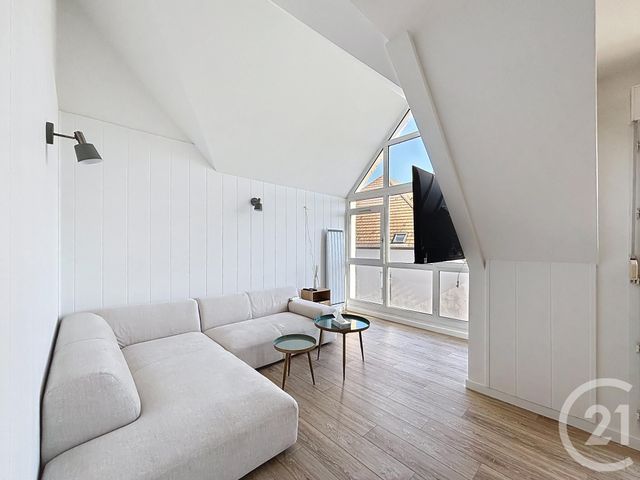 Appartement F3 &agrave; louer - 3 pi&egrave;ces - 86,87 m2 - Melun - 77 - ILE-DE-FRANCE