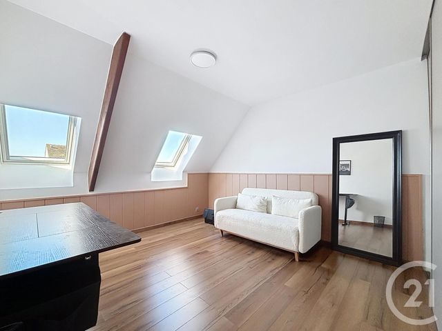 Appartement F3 &agrave; louer - 3 pi&egrave;ces - 86,87 m2 - Melun - 77 - ILE-DE-FRANCE