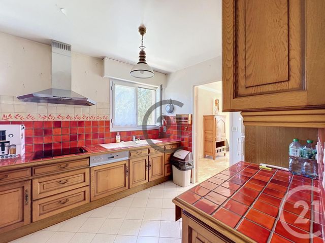 Appartement F3 &agrave; louer - 3 pi&egrave;ces - 92,16 m2 - Melun - 77 - ILE-DE-FRANCE