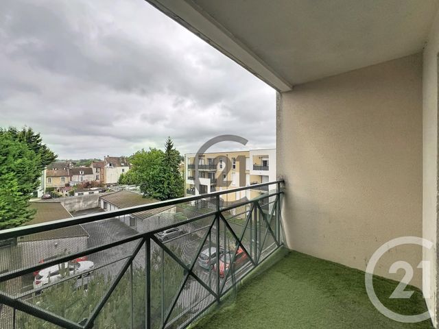 Appartement F3 &agrave; louer - 3 pi&egrave;ces - 61,38 m2 - Melun - 77 - ILE-DE-FRANCE
