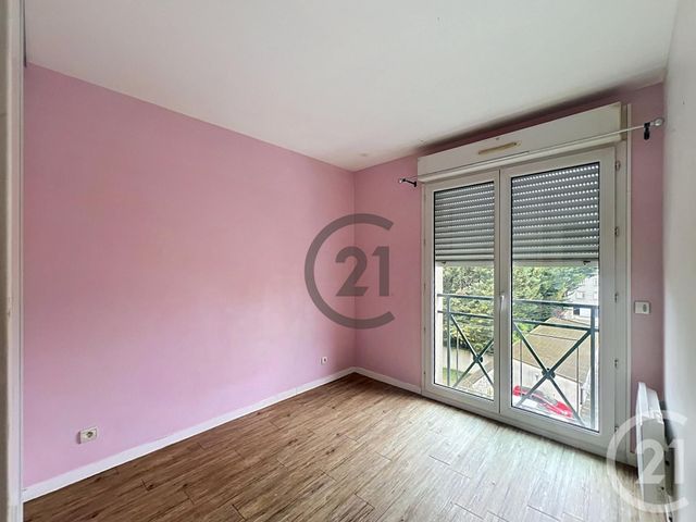 Appartement F3 &agrave; louer - 3 pi&egrave;ces - 61,38 m2 - Melun - 77 - ILE-DE-FRANCE