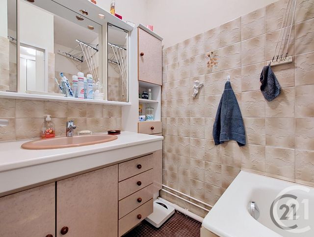 Appartement F2 &agrave; vendre - 2 pi&egrave;ces - 42 m2 - Vaux Le Penil - 77 - ILE-DE-FRANCE