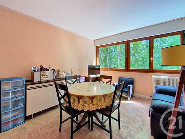 Appartement F2 à vendre VAUX LE PENIL