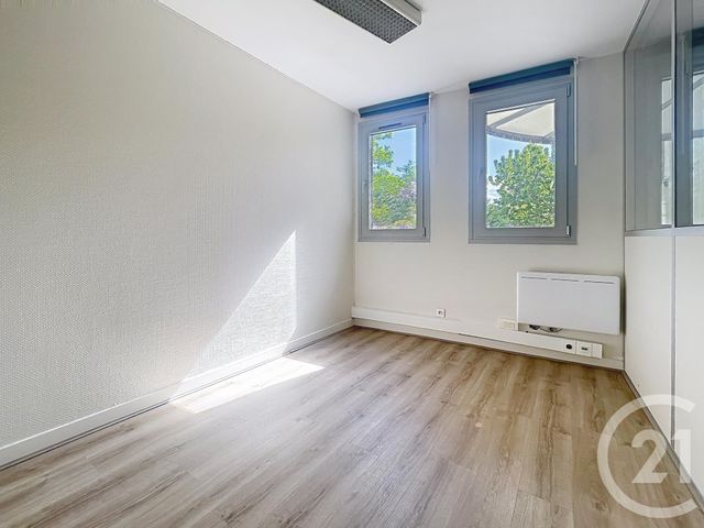 Appartement F4 &agrave; vendre - 5 pi&egrave;ces - 83,76 m2 - Melun - 77 - ILE-DE-FRANCE