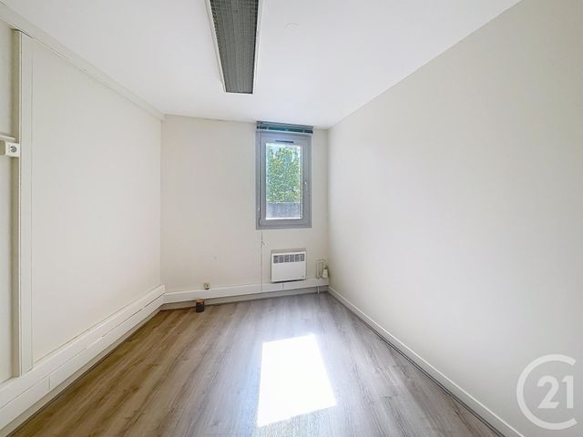 Appartement F4 &agrave; vendre - 5 pi&egrave;ces - 83,76 m2 - Melun - 77 - ILE-DE-FRANCE