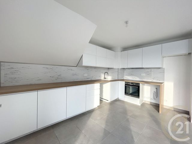 Appartement F3 &agrave; louer - 3 pi&egrave;ces - 60,85 m2 - Rubelles - 77 - ILE-DE-FRANCE