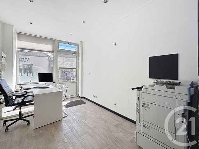 Commerce &agrave; louer - 20 m2 - 77 - ILE-DE-FRANCE
