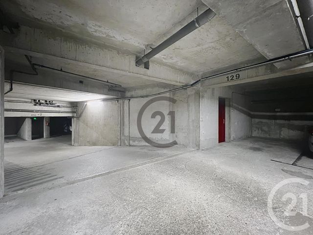 parking - MELUN - 77