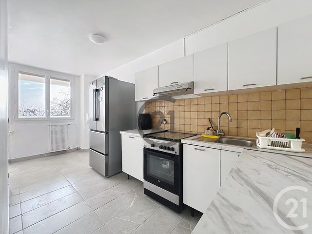Appartement F3 &agrave; louer - 3 pi&egrave;ces - 64 m2 - Melun - 77 - ILE-DE-FRANCE