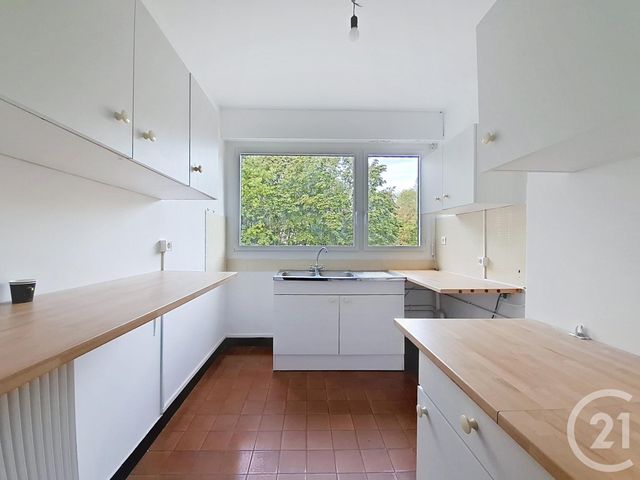 Appartement F2 à vendre VAUX LE PENIL