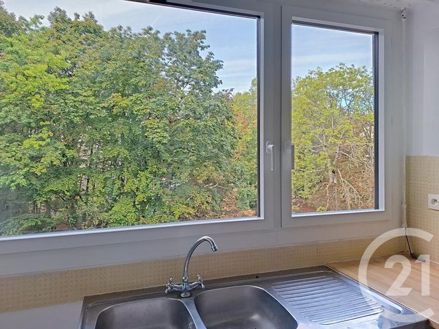 Appartement F2 &agrave; vendre - 2 pi&egrave;ces - 41,79 m2 - Vaux Le Penil - 77 - ILE-DE-FRANCE