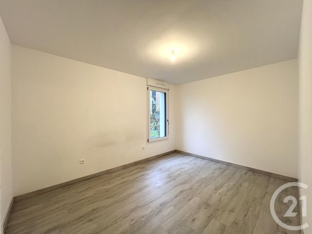 Appartement F3 &agrave; louer - 3 pi&egrave;ces - 61,35 m2 - Dammarie Les Lys - 77 - ILE-DE-FRANCE