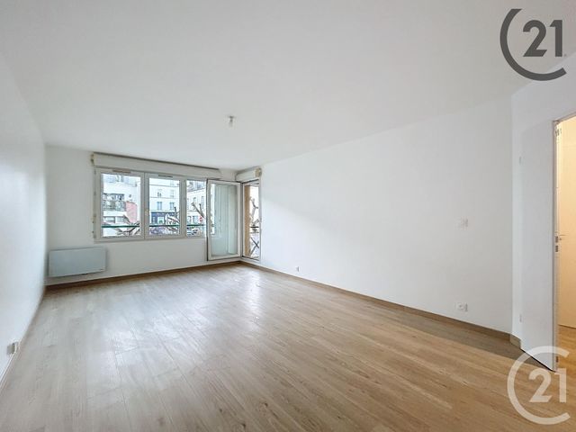 Appartement F3 &agrave; louer - 3 pi&egrave;ces - 69,84 m2 - Melun - 77 - ILE-DE-FRANCE