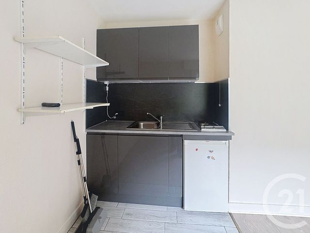 Appartement F1 &agrave; louer - 1 pi&egrave;ce - 17,60 m2 - Melun - 77 - ILE-DE-FRANCE