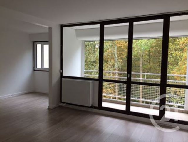 Appartement F3 &agrave; louer - 3 pi&egrave;ces - 64,30 m2 - Vaux Le Penil - 77 - ILE-DE-FRANCE