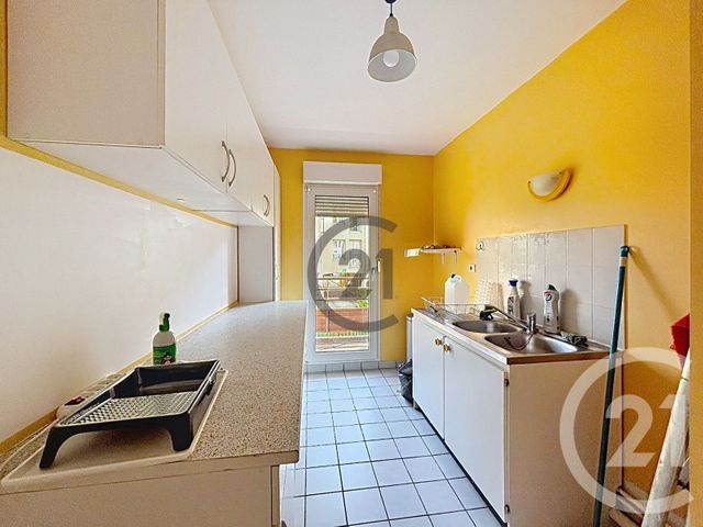 Appartement F2 &agrave; louer - 2 pi&egrave;ces - 49,83 m2 - Melun - 77 - ILE-DE-FRANCE