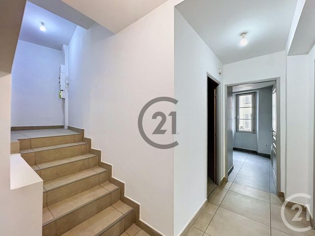 Appartement F2 &agrave; louer - 2 pi&egrave;ces - 46,50 m2 - Melun - 77 - ILE-DE-FRANCE