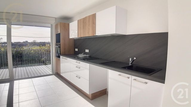 Appartement F3 &agrave; louer - 3 pi&egrave;ces - 59,90 m2 - Le Mee Sur Seine - 77 - ILE-DE-FRANCE