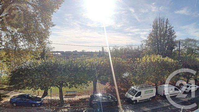 Appartement F3 &agrave; louer - 3 pi&egrave;ces - 59,90 m2 - Le Mee Sur Seine - 77 - ILE-DE-FRANCE