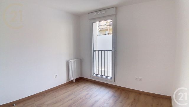 Appartement F3 &agrave; louer - 3 pi&egrave;ces - 59,90 m2 - Le Mee Sur Seine - 77 - ILE-DE-FRANCE